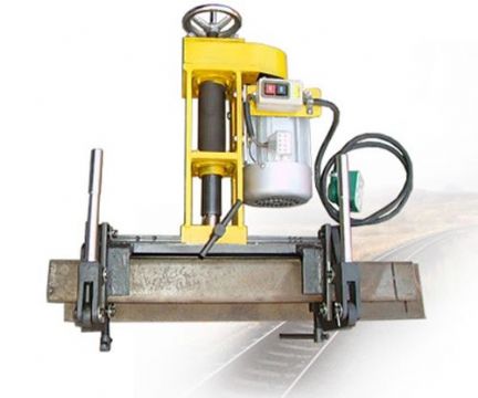 點擊查看詳細信息<br>標(biāo)題：三相電動鋼軌鉆孔機 閱讀次數(shù)：2475