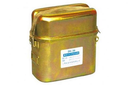 點擊查看詳細信息<br>標題：隔絕式化學氧自救器 閱讀次數(shù)：2385