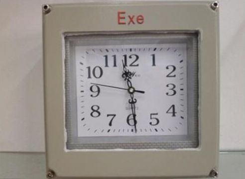 點擊查看詳細信息<br>標題：BSZ2010型防爆石英鐘 閱讀次數(shù)：2560