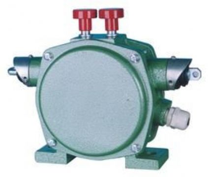 點擊查看詳細信息<br>標題：XLS系列雙向平衡拉繩開關(guān) 閱讀次數(shù)：2081