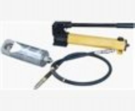 點(diǎn)擊查看詳細(xì)信息<br>標(biāo)題：液壓螺帽破切器 閱讀次數(shù)：2385