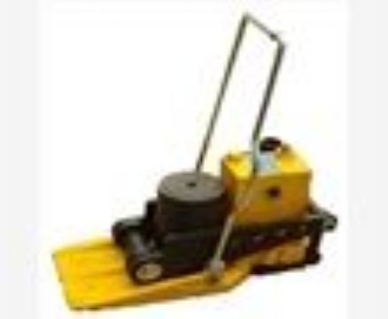 點擊查看詳細信息<br>標題：YQD-245型液壓起道器 閱讀次數：1990