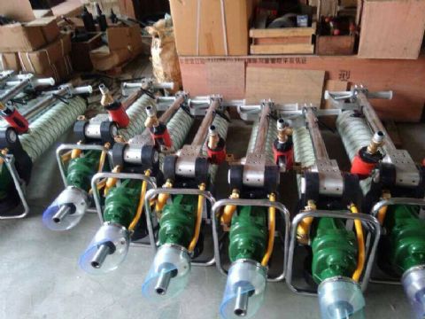 點擊查看詳細(xì)信息<br>標(biāo)題：MQT-130/2.8型氣動錨桿鉆機15898635797 0537-3202711 閱讀次數(shù)：2591