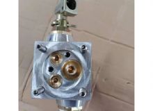 點(diǎn)擊查看詳細(xì)信息<br>標(biāo)題：閥塊總成 閱讀次數(shù)：2048