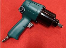 點(diǎn)擊查看詳細(xì)信息<br>標(biāo)題：風(fēng)動(dòng)扳手 閱讀次數(shù)：1961